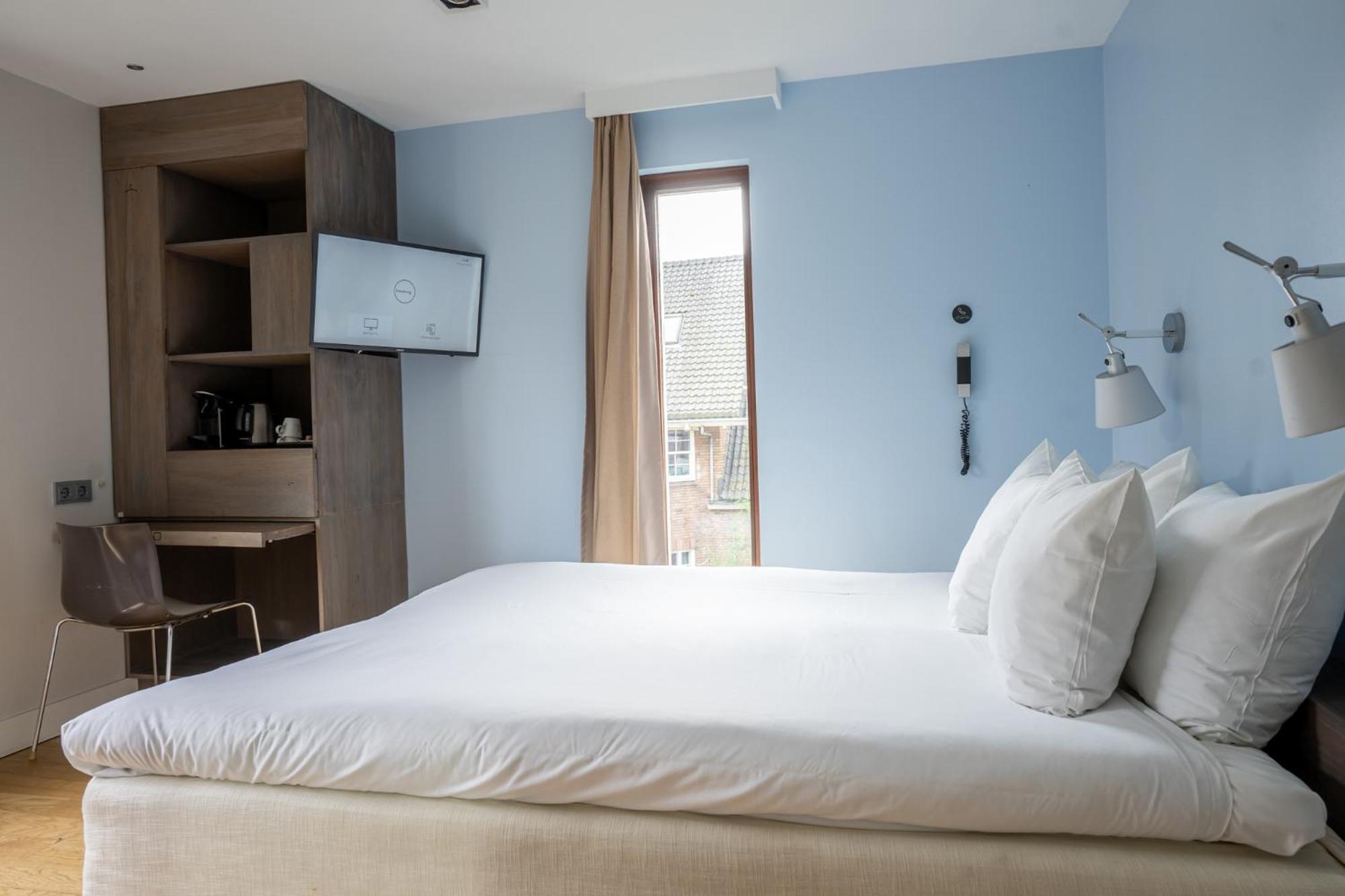 Blooming Hotel 4*