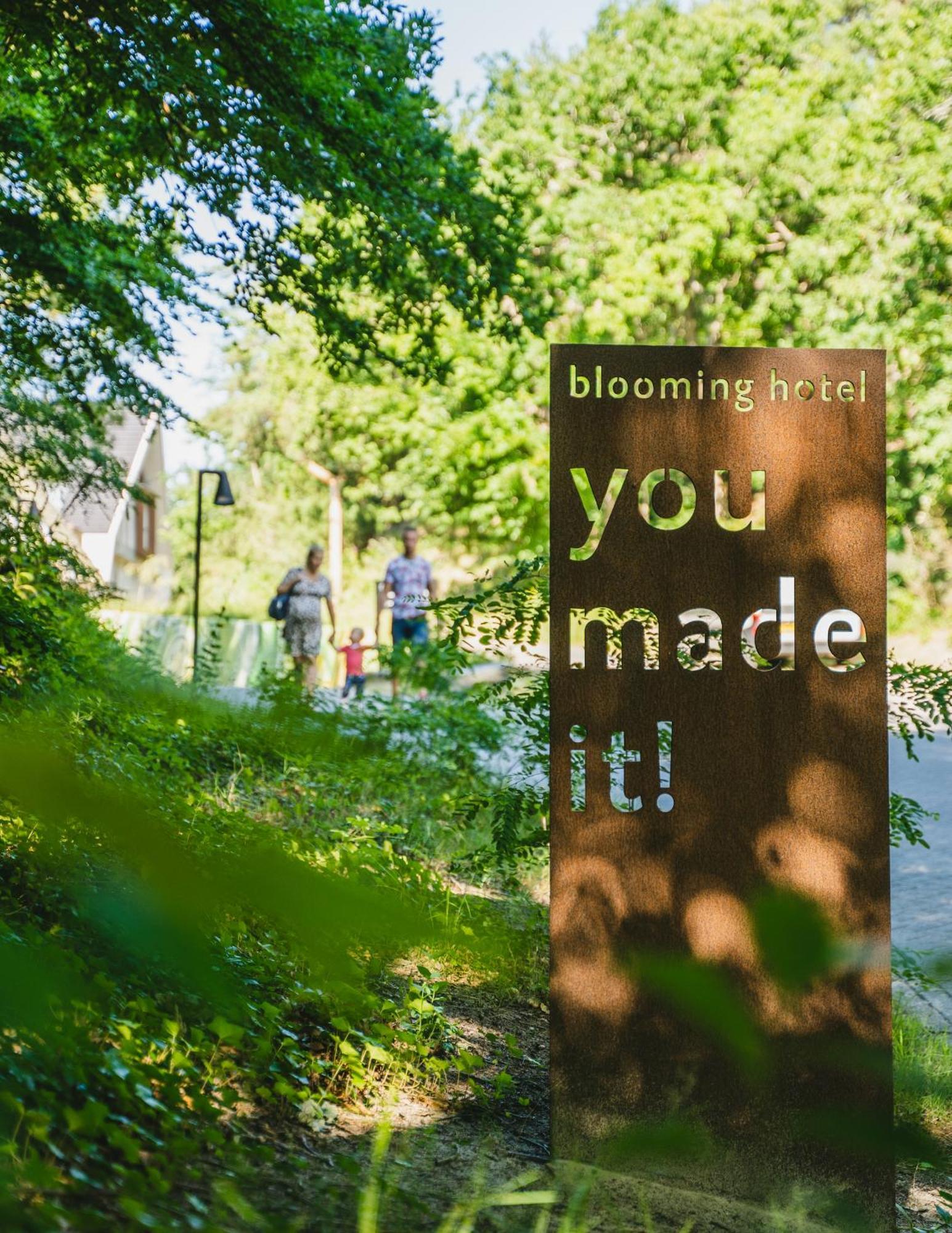 Blooming Hotel